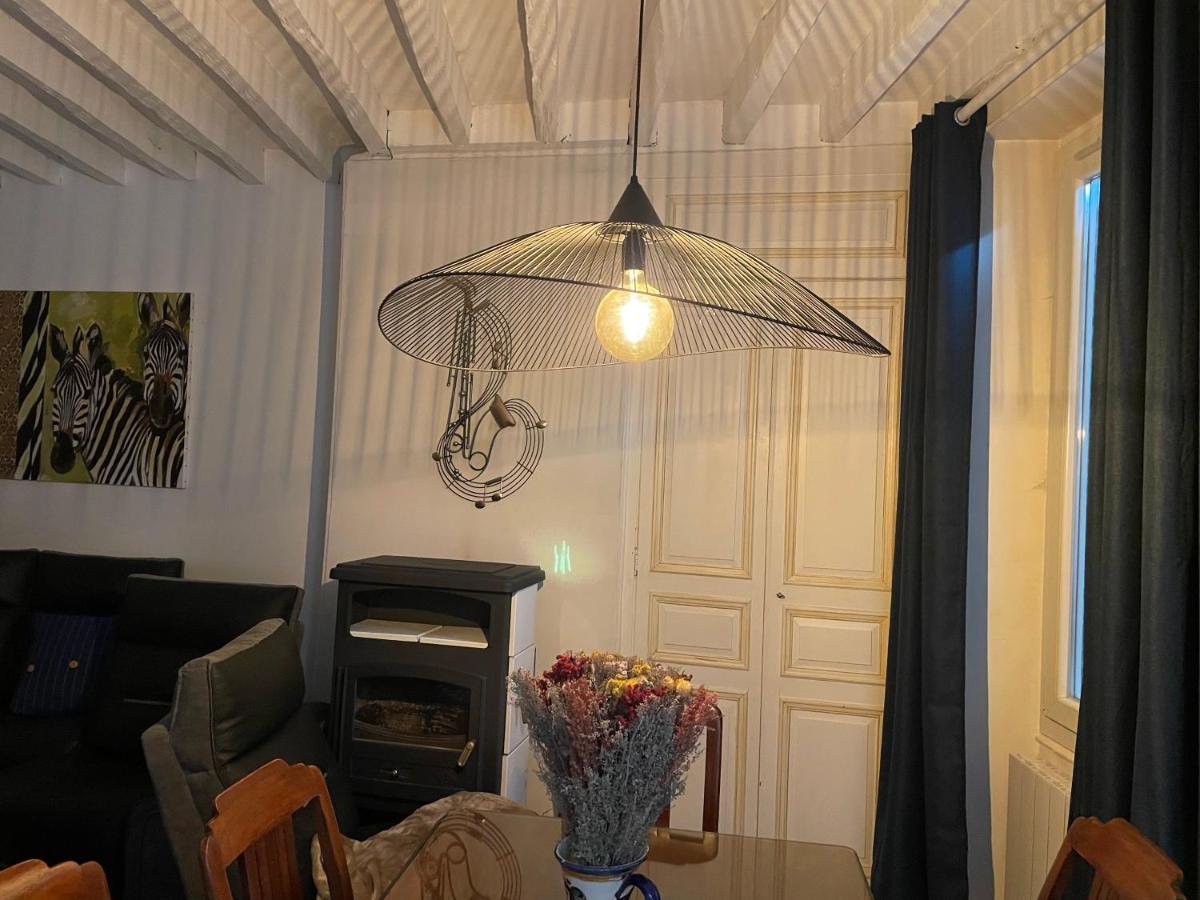 Villa Fontaine Avec Piscine Interieur Chauffee-Maison De Campagne Familiale -Ideal Vacances Ou Sejour Professionnel -3 Chambres-Bureau Separe -Lit Bebe - Parking Facile & Gratuit Экстерьер фото