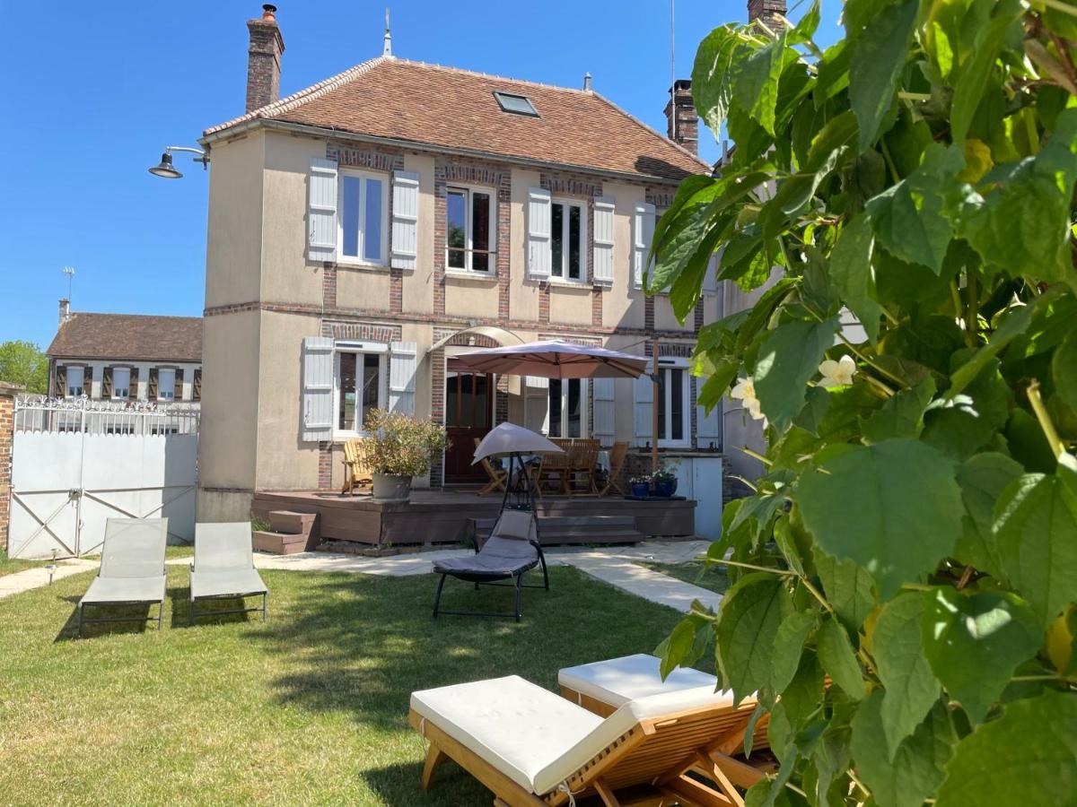 Villa Fontaine Avec Piscine Interieur Chauffee-Maison De Campagne Familiale -Ideal Vacances Ou Sejour Professionnel -3 Chambres-Bureau Separe -Lit Bebe - Parking Facile & Gratuit Экстерьер фото