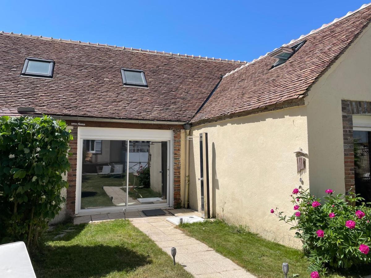 Villa Fontaine Avec Piscine Interieur Chauffee-Maison De Campagne Familiale -Ideal Vacances Ou Sejour Professionnel -3 Chambres-Bureau Separe -Lit Bebe - Parking Facile & Gratuit Экстерьер фото