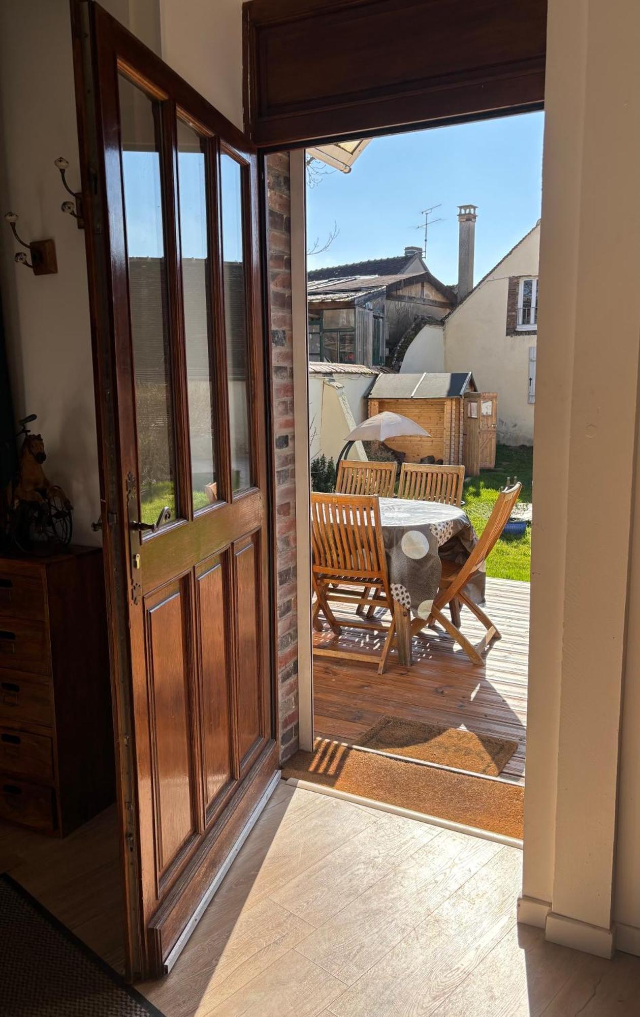 Villa Fontaine Avec Piscine Interieur Chauffee-Maison De Campagne Familiale -Ideal Vacances Ou Sejour Professionnel -3 Chambres-Bureau Separe -Lit Bebe - Parking Facile & Gratuit Экстерьер фото