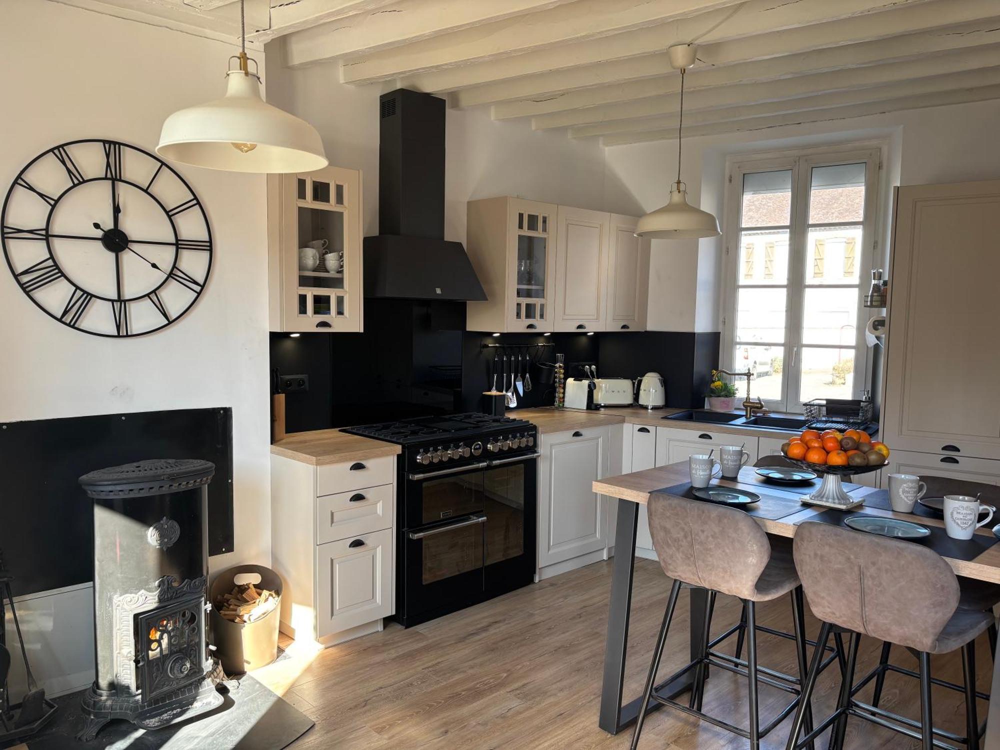 Villa Fontaine Avec Piscine Interieur Chauffee-Maison De Campagne Familiale -Ideal Vacances Ou Sejour Professionnel -3 Chambres-Bureau Separe -Lit Bebe - Parking Facile & Gratuit Экстерьер фото