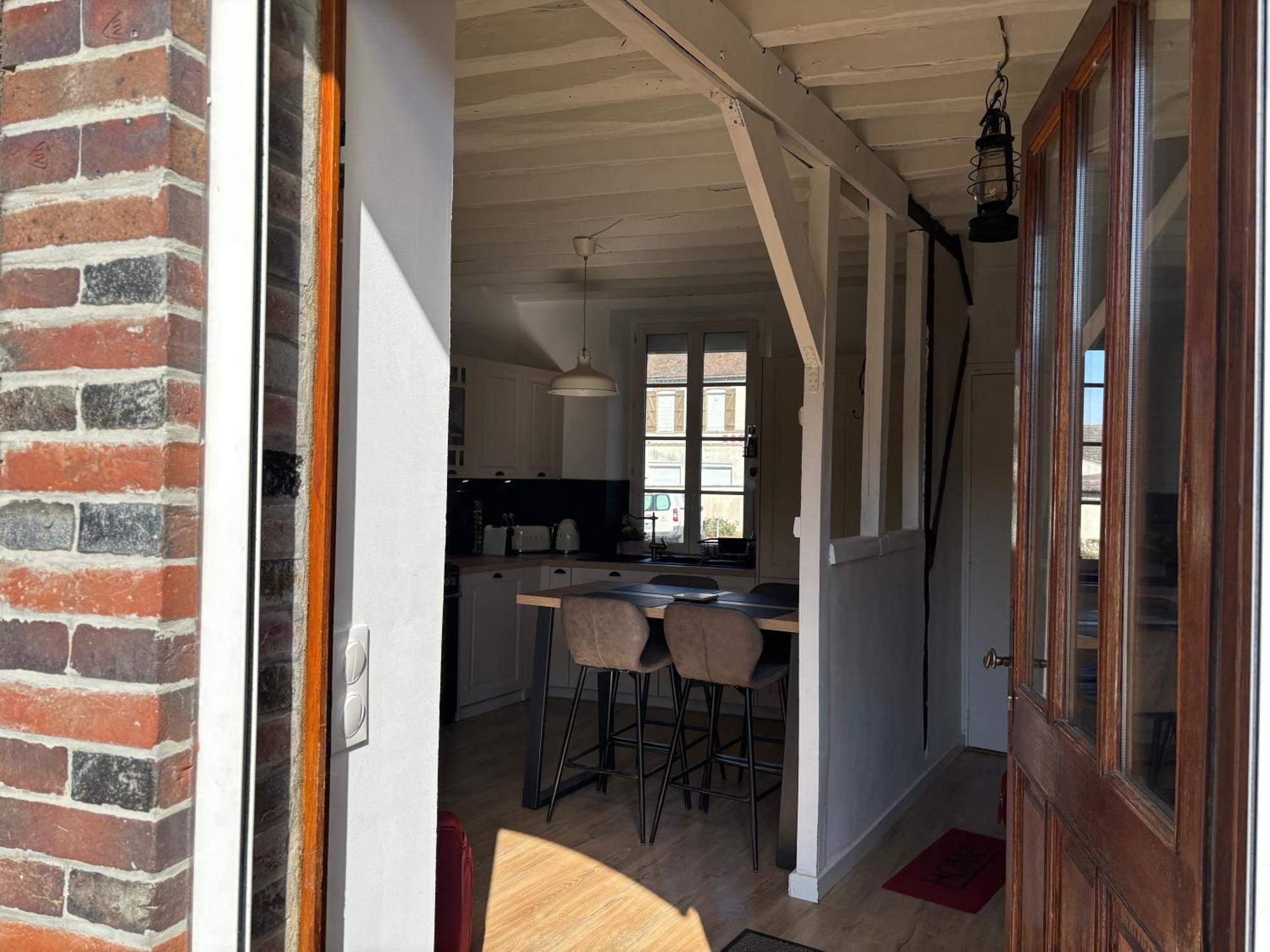 Villa Fontaine Avec Piscine Interieur Chauffee-Maison De Campagne Familiale -Ideal Vacances Ou Sejour Professionnel -3 Chambres-Bureau Separe -Lit Bebe - Parking Facile & Gratuit Экстерьер фото