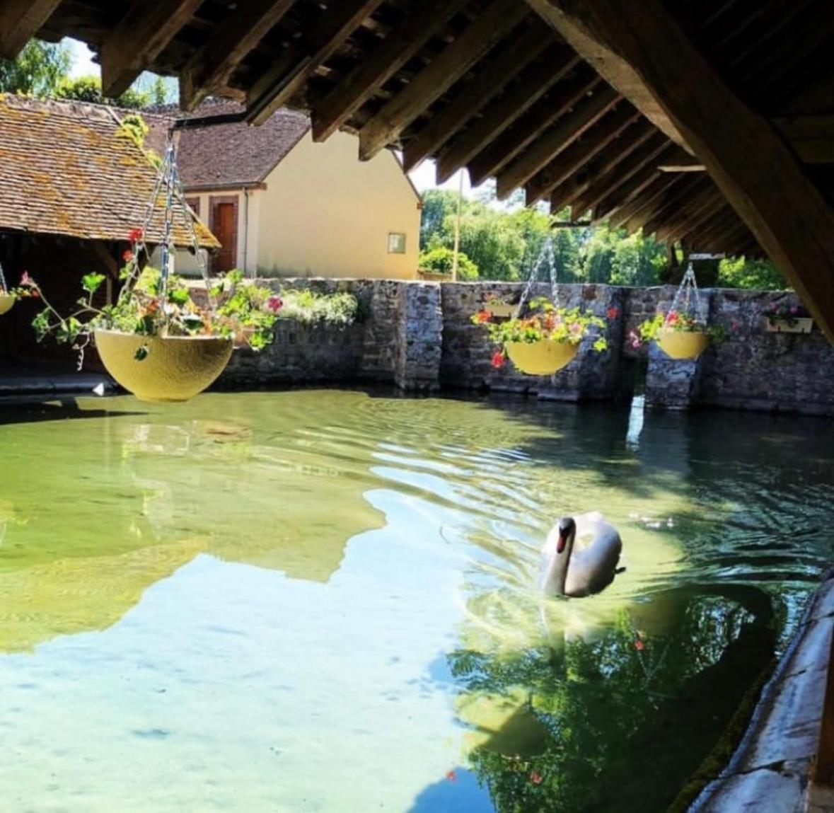 Villa Fontaine Avec Piscine Interieur Chauffee-Maison De Campagne Familiale -Ideal Vacances Ou Sejour Professionnel -3 Chambres-Bureau Separe -Lit Bebe - Parking Facile & Gratuit Экстерьер фото